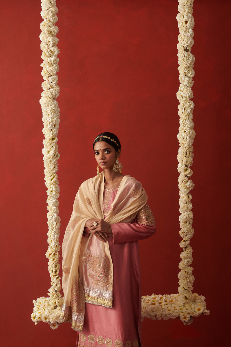 AAFIRA DUPATTA