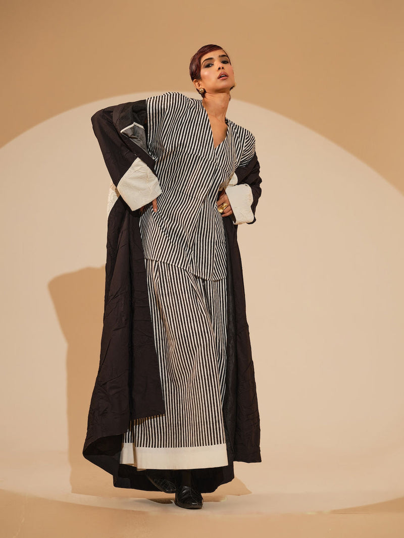 Mist Overlay-Black + Natural crushed cotton jacket/overlay by Stoique in black, natural for women in Singapore