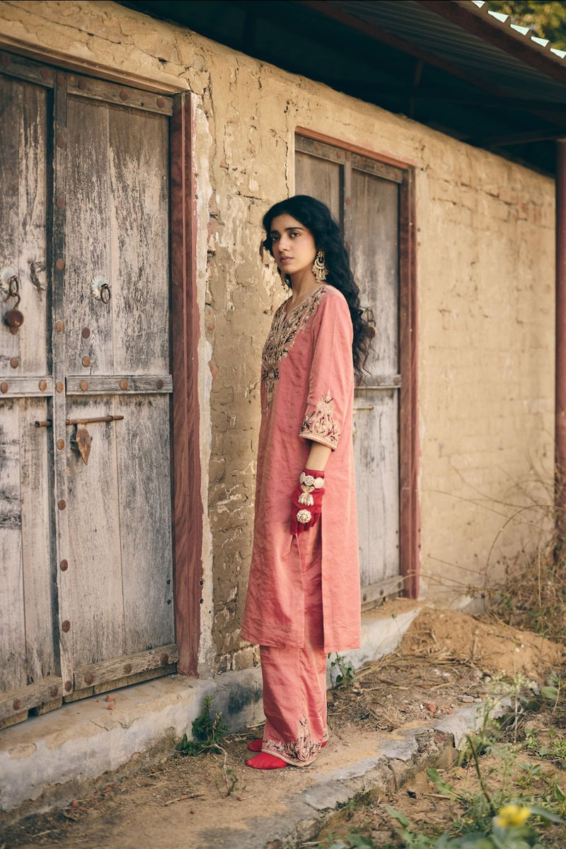 ARUNA & KAVYA KURTA & PANT