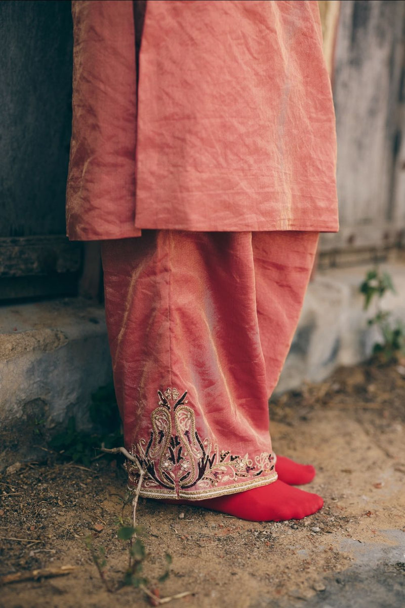 ARUNA & KAVYA KURTA & PANT