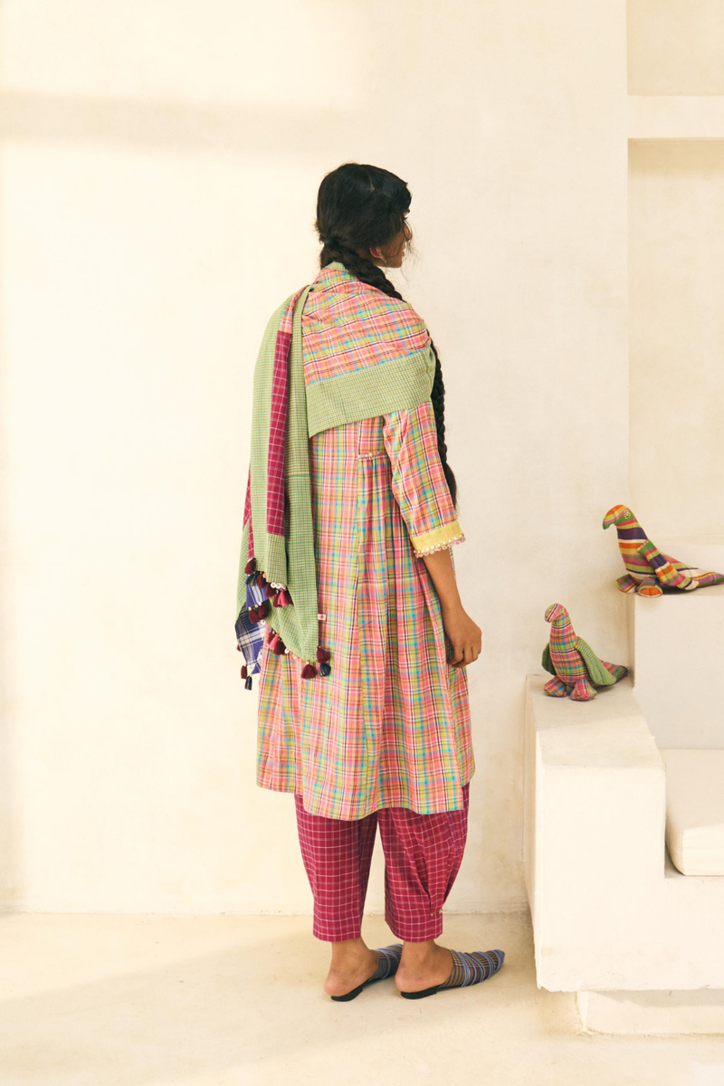 Aura Stole cotton by SWATTI KAPOOR in green color for women in Singapore