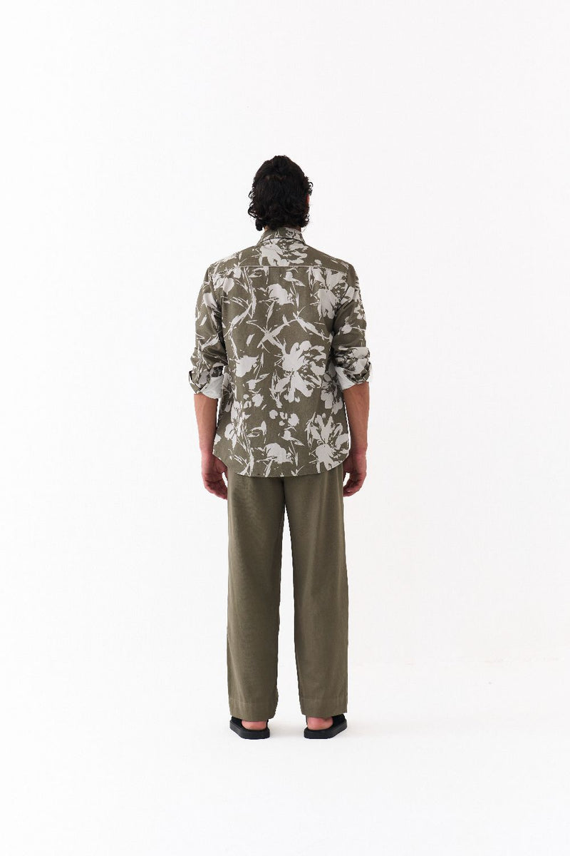 FRONT PLEAT BOTTOM-OLIVE twill by THREE Men in olive color for men in Singapore