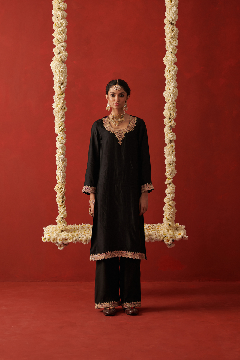 AYESHA & MEHR KURTA & PANT
