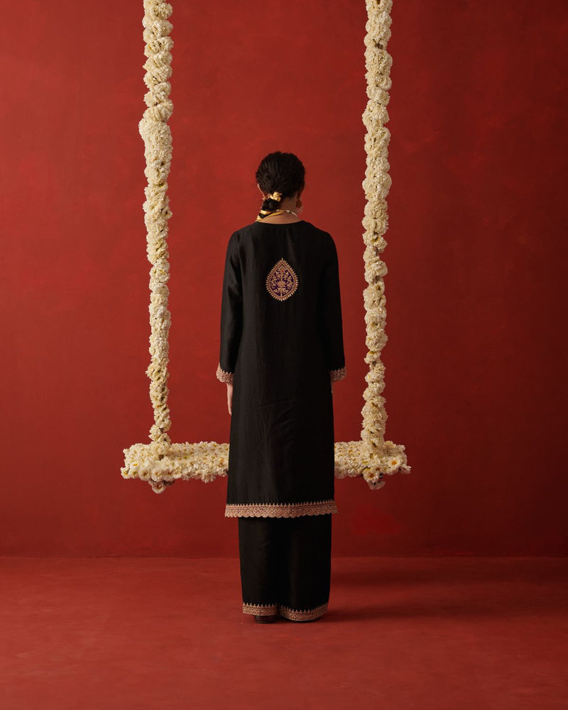 AYESHA & MEHR KURTA & PANT
