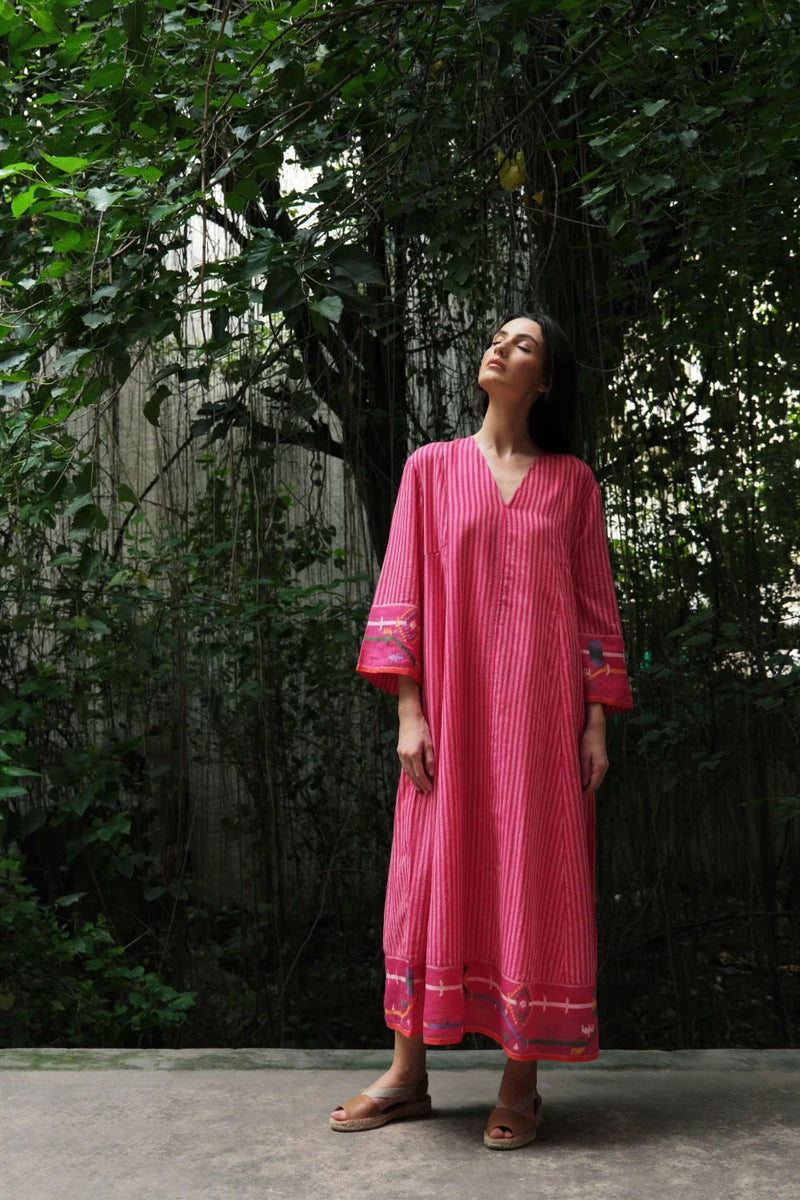 Aab e Rawan’ rani pink Bengal muslin Jamdani tunic cotton jamdani kurta/kurta set by Malika Mathur in pink for women in Singapore