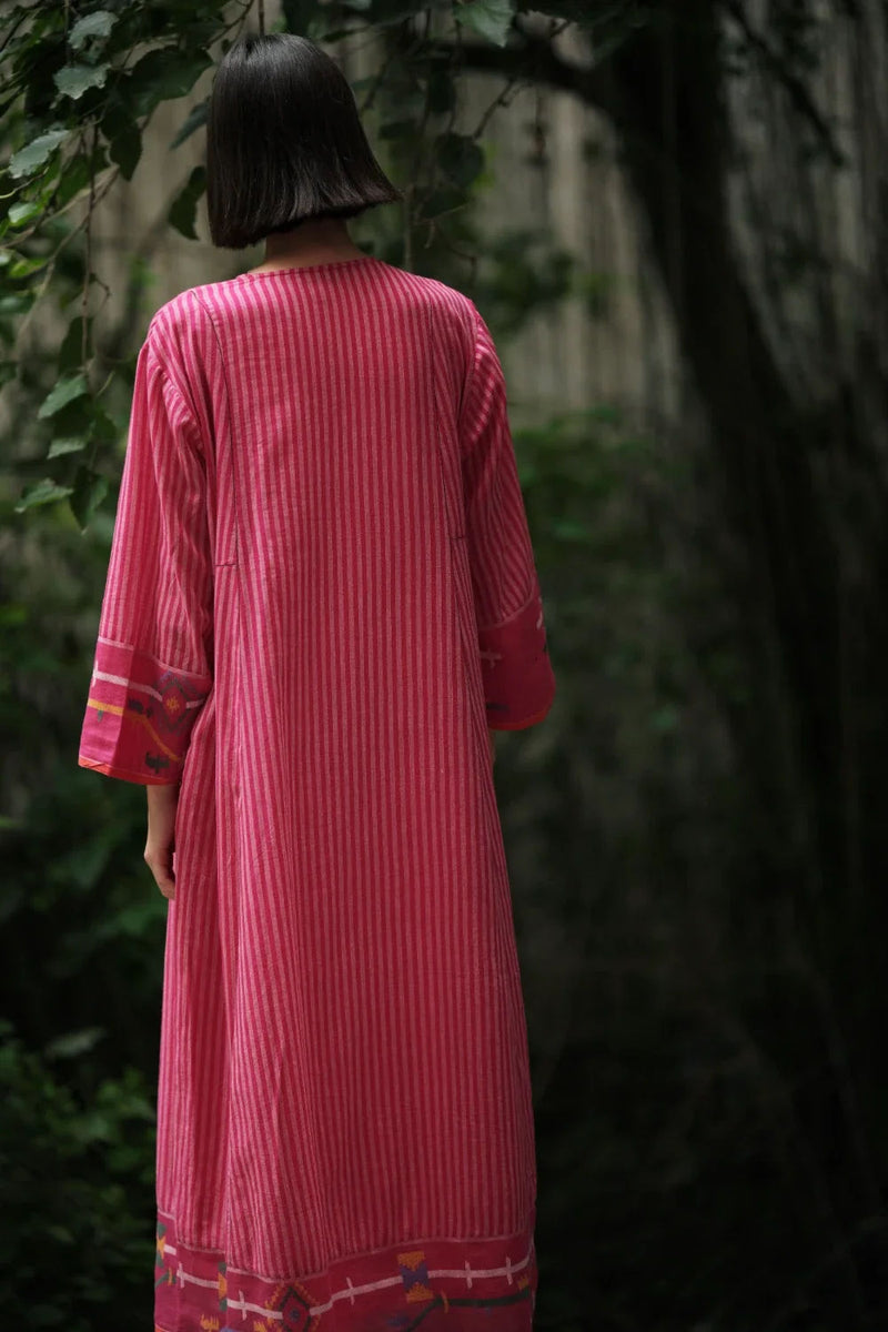 Aab e Rawan’ rani pink Bengal muslin Jamdani tunic cotton jamdani kurta/kurta set by Malika Mathur in pink for women in Singapore