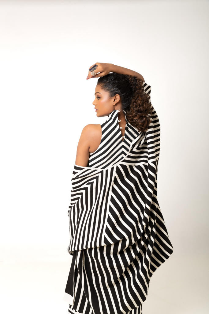 Aloma Jacket cotton by Ka-Sha in black color for women in Singapore