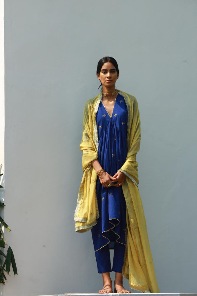 Arsh kurta-set cotton Kurta/Kurta Sets by Khara Kapas in blue for women in Singapore