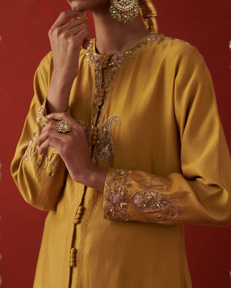 BANNI & AAYAT KURTA & PANT