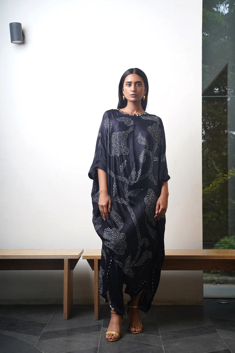 IKEBANA SET-black silk by Dyelogue in black color for women in Singapore