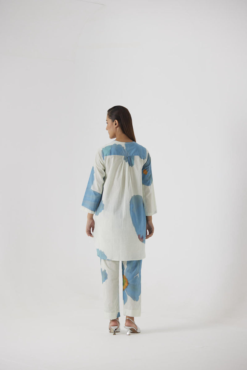 BLUE POPPIES SHORT KURTA SET cotton by Yam in white color for women in Singapore