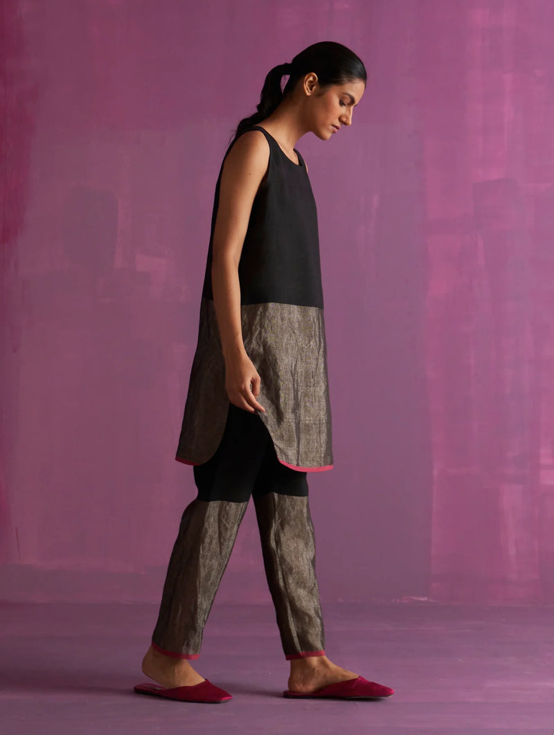 Keri Sleeveless Linen Kurta Set - Black linen by Manan in black color for women in Singapore