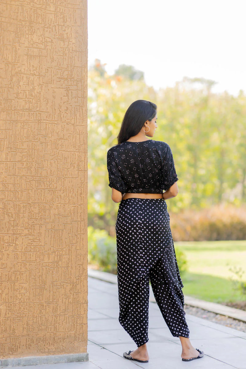 BANDHANI WRAP DHOTI-BLACK silk by Dyelogue in black color for women in Singapore