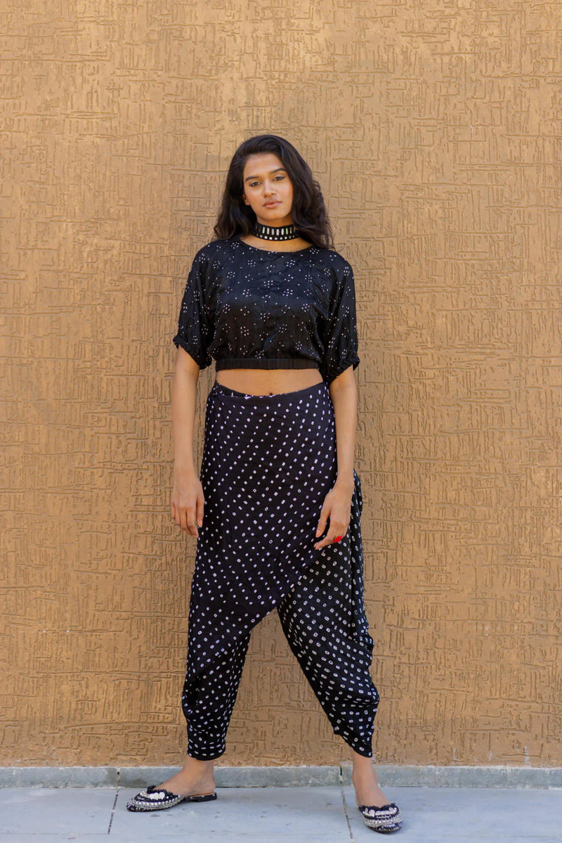 CROP TOP ELAS-BLACK silk by Dyelogue in black color for women in Singapore