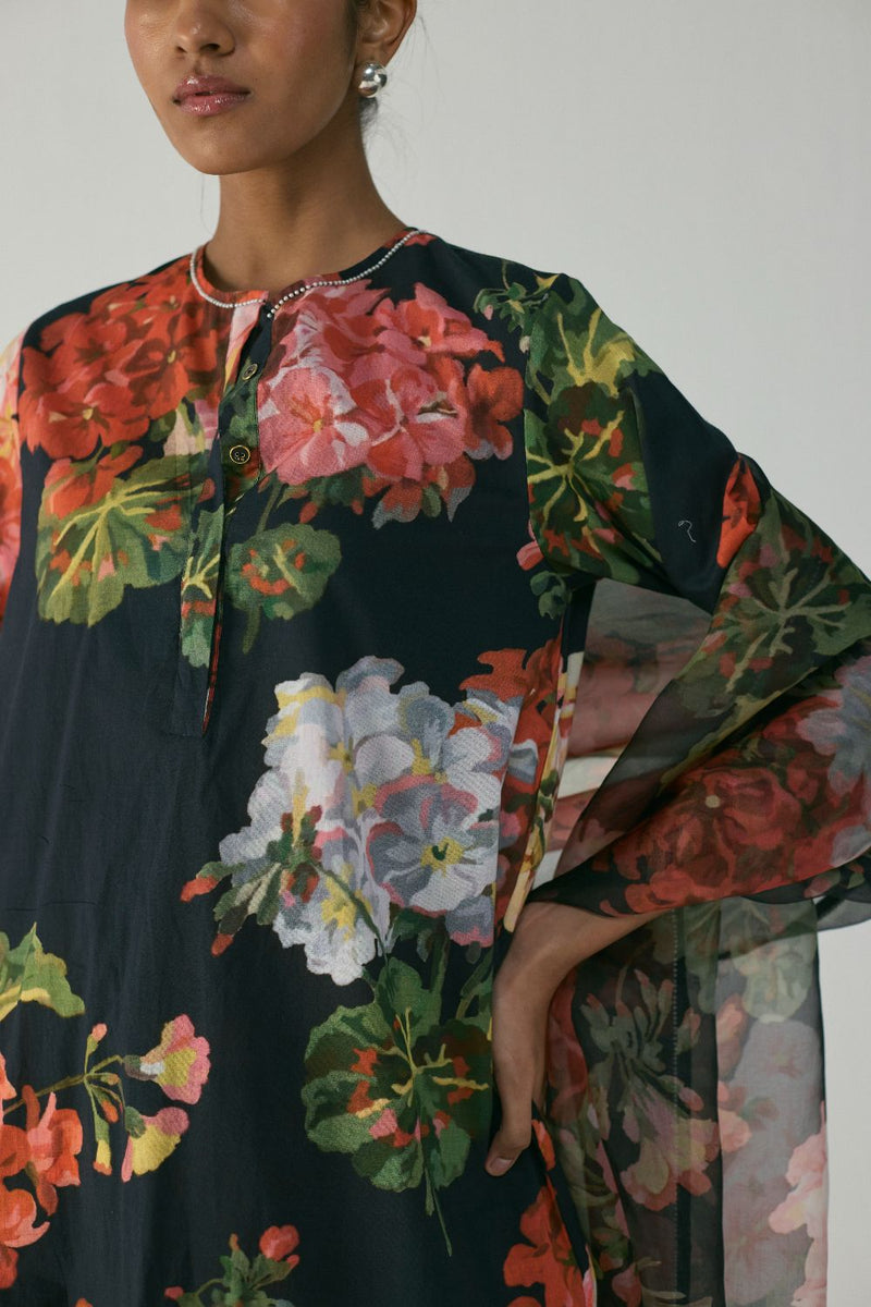 BLOODY MARY SHORT KURTA SET cotton by Yam in black color for women in Singapore