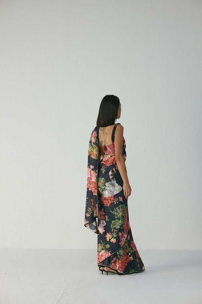 BLOODY MARY SAREE silk by Yam in black color for women in Singapore