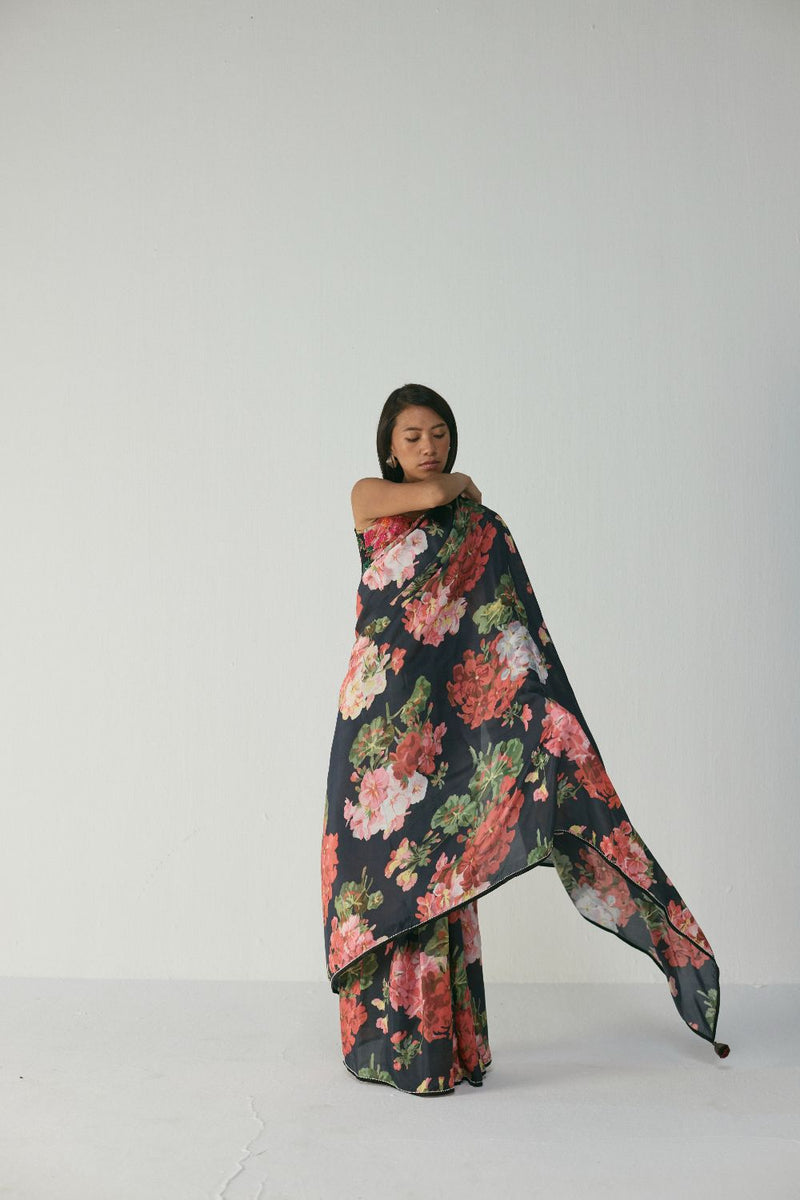 BLOODY MARY SAREE silk by Yam in black color for women in Singapore