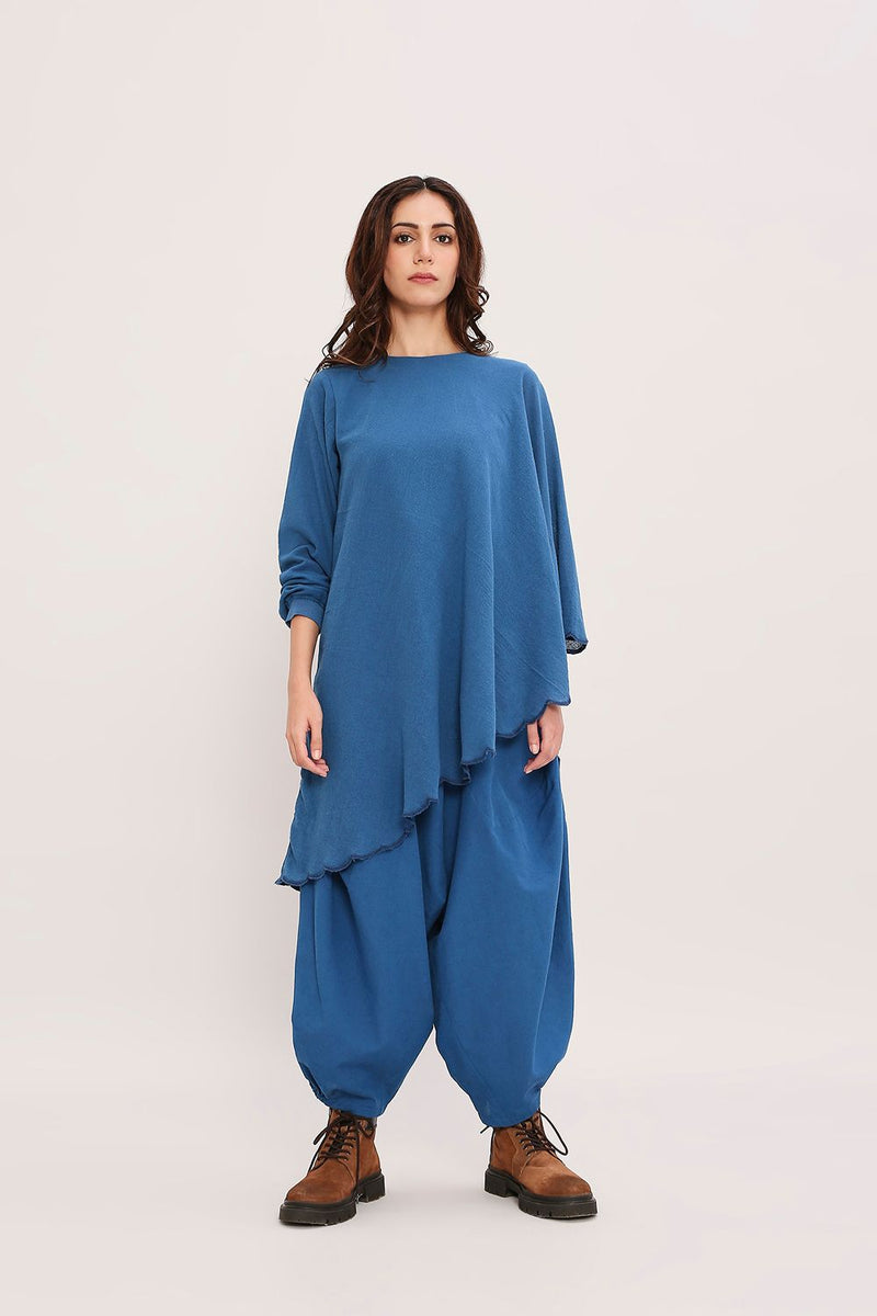 Blue Ribbed Scallop Tunic Set (2 PCS) cotton by Mati in blue color for women in Singapore