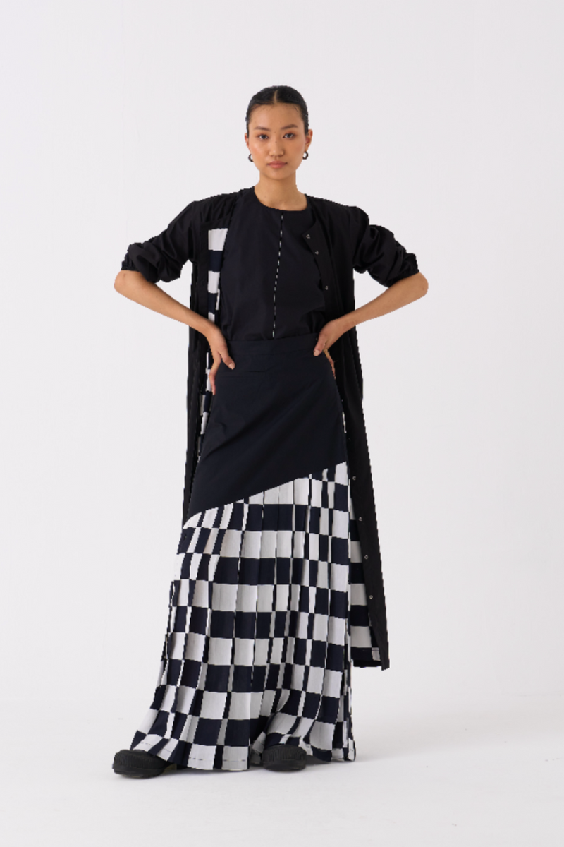 BACK YOKE JACKET CO-ORD 
(SET OF 3)-BLACK poplin by THREE in black color for women in Singapore