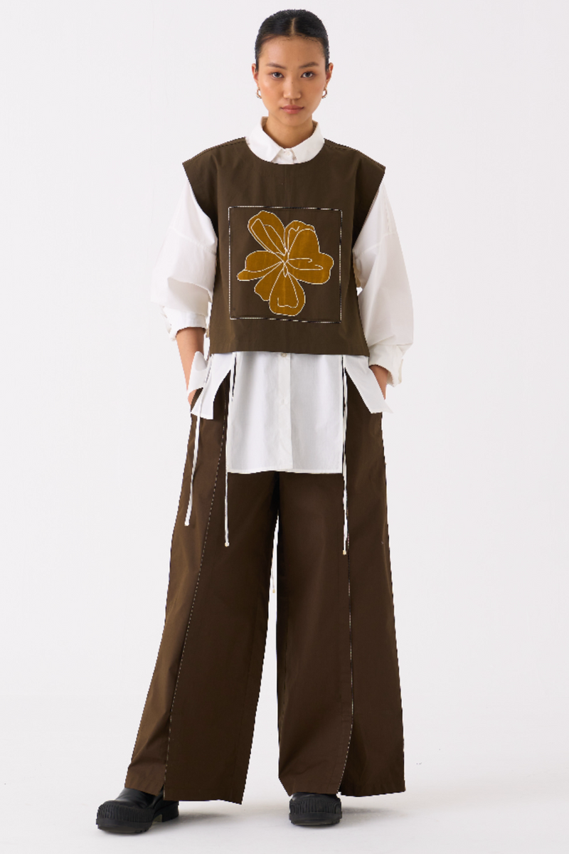 PANELLED SHIRT-OVERLAY: DARK OLIVE
SHIRT : WHITE poplin by THREE in olive color for women in Singapore