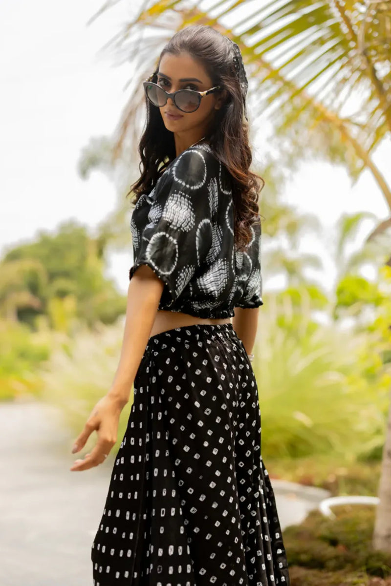 CIR SHIB CROP TOP-BLACK silk by Dyelogue in black color for women in Singapore