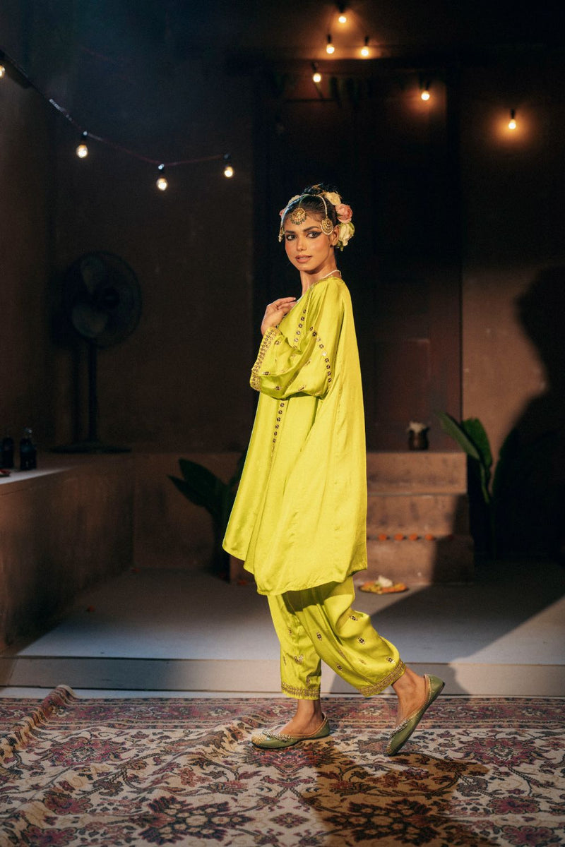 Chamakeen Anti-fit Choga Tunic Salwar Set