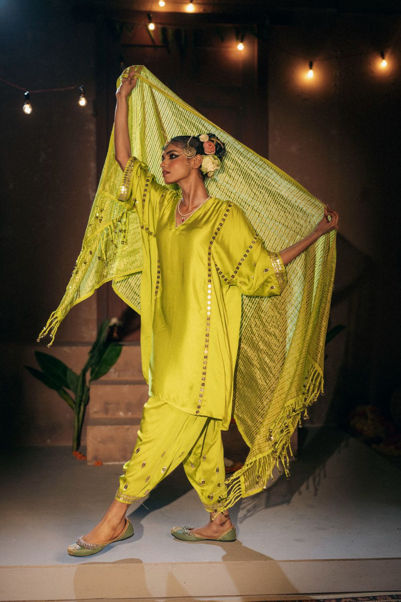 Chamakeen Anti-fit Choga Tunic Salwar Set