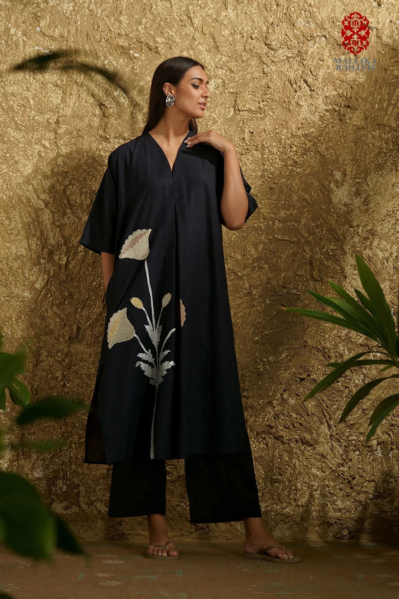 Caftan dress muslin black and silver poppy flower applique cotton muslin kurta/kurta set by Malika Mathur in black for women in Singapore