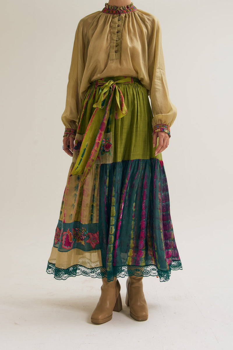 Amala Skirt habutai silk,jute,chanderi skirt by Capisvirleo in pink for women in Singapore