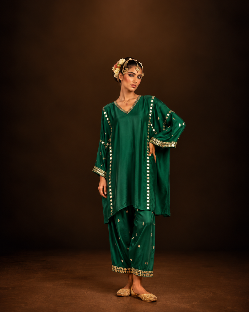 PHFP26-24 GREEN CHOGA (V) + SALWAR-Size L