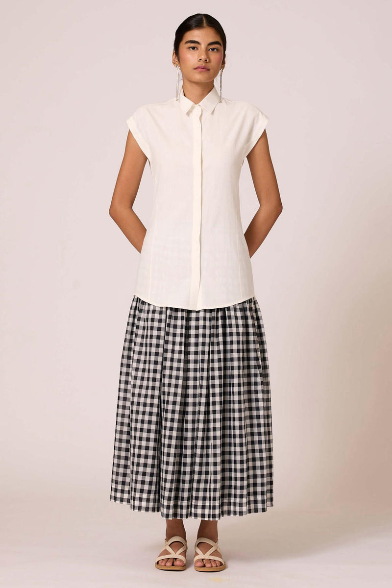 Cicaro Shirt - Blanc cotton by The Summer House in white color for women in Singapore