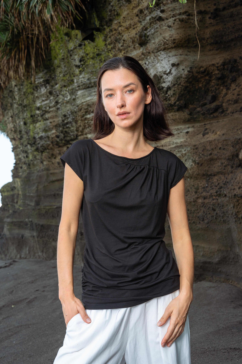 Sarah Top Tencel Top/Shirt By Su By Hand In Black For Women In Singapore