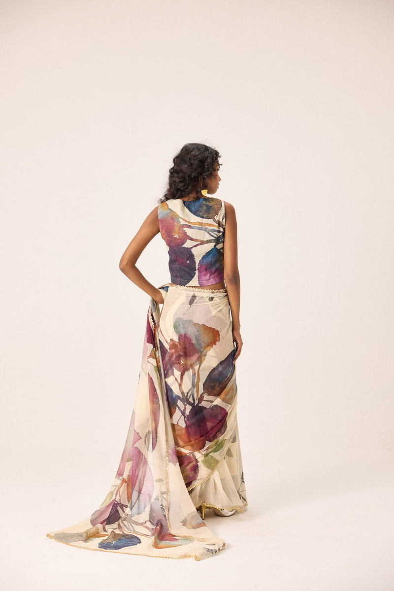 Elea Saree Set kota doria & mul by Khara Kapas in off-white for women in Singapore