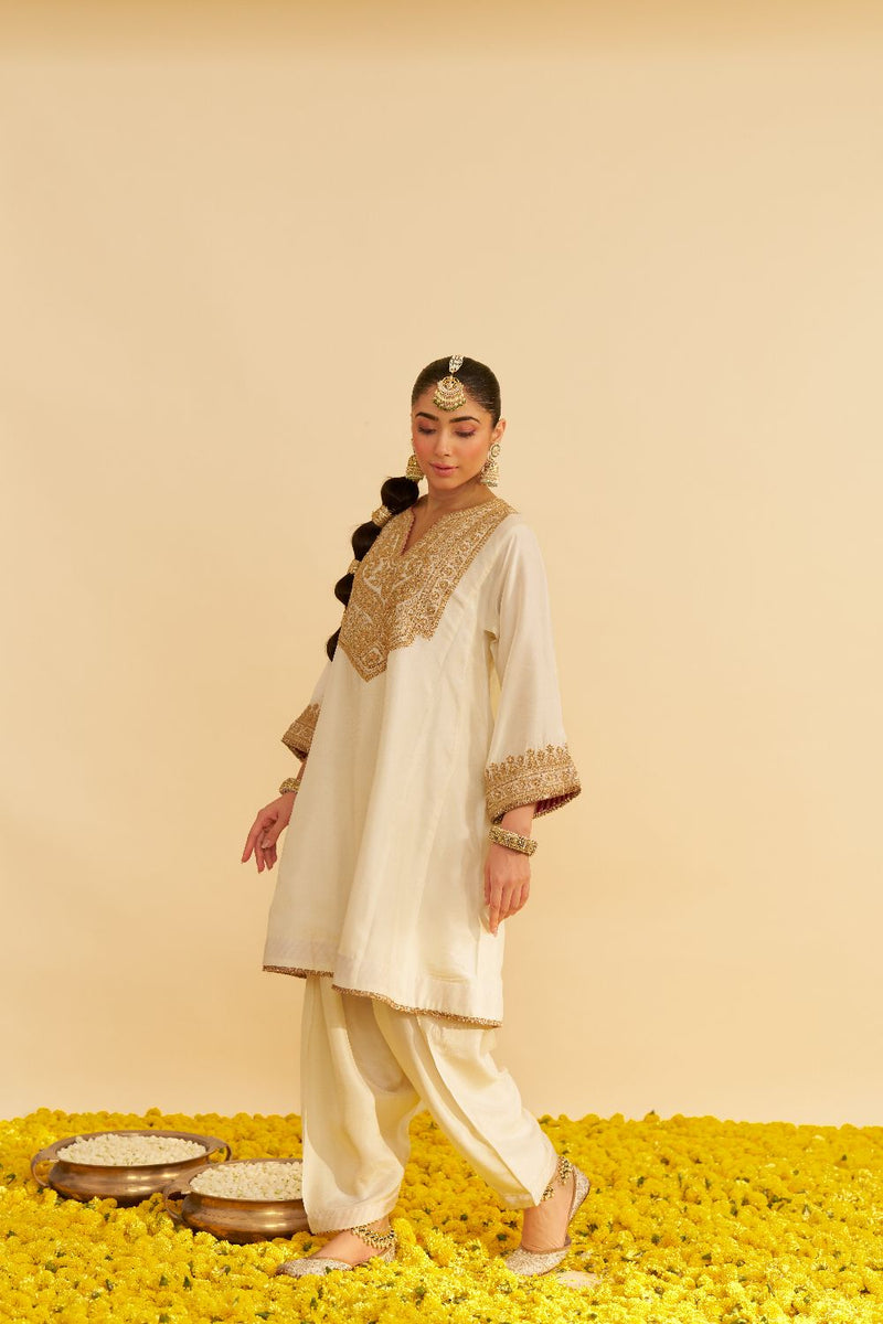 Mehza - Short Chauga With Salwar-Daisy Ivory silk by SHEETAL BATRA in ivory color for women in Singapore