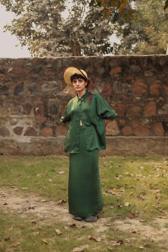 EARO EMERALD SHIRT bemberg by Doodlage in green color for women in Singapore