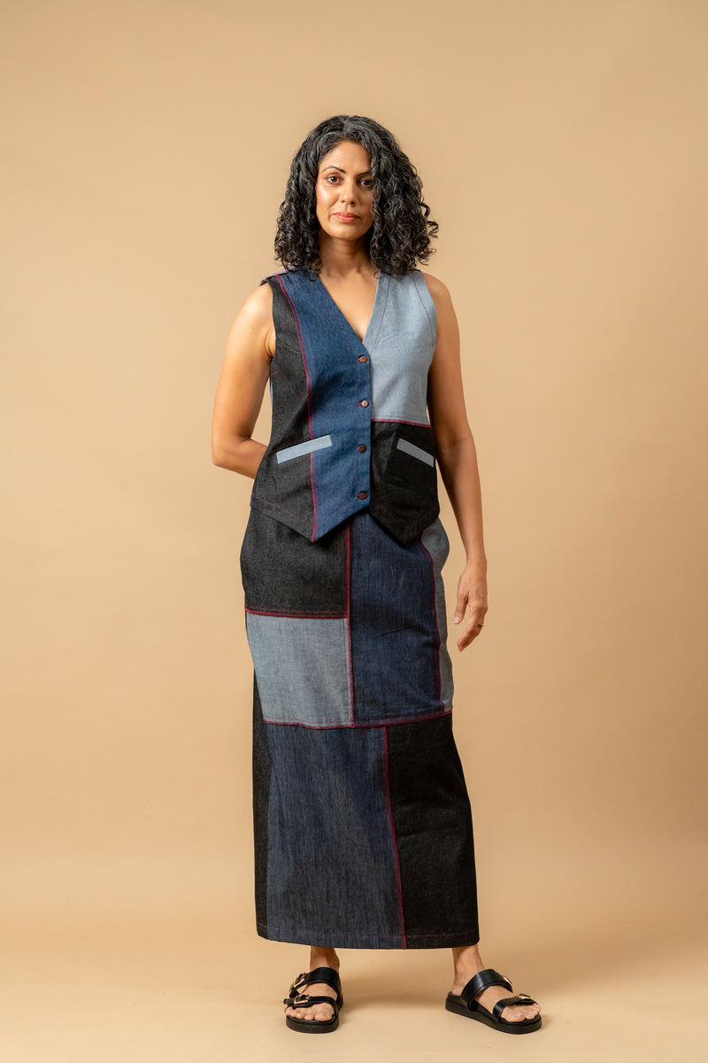 Abby denim patch skirt by Doodlage in navy color for women in Singapore