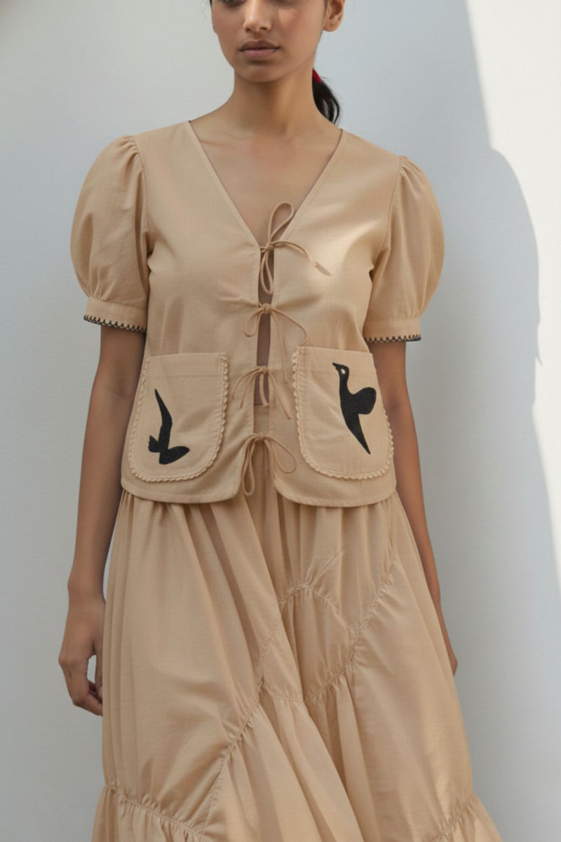 FERN BEIGE TOP poplin/linen by Doodlage in beige color for women in Singapore