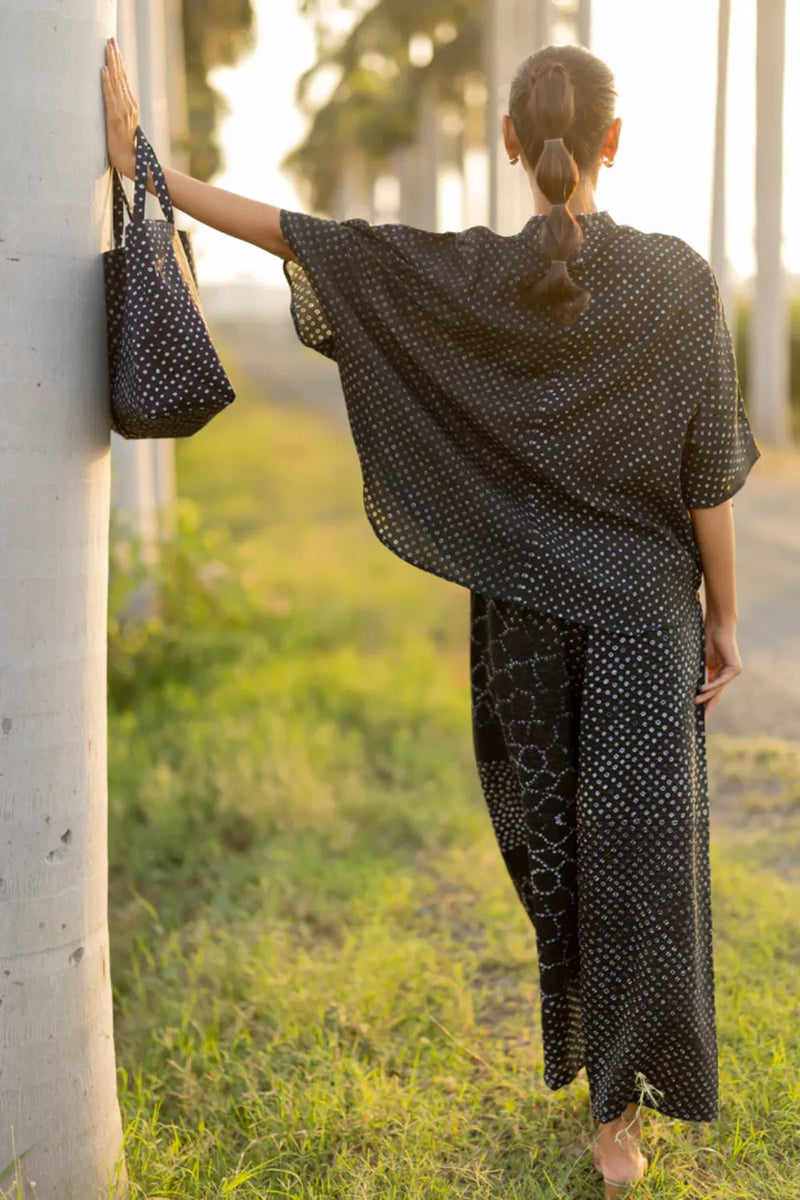 DOTS SHORT M KAF SHIRT-BLACK silk by Dyelogue in black color for women in Singapore