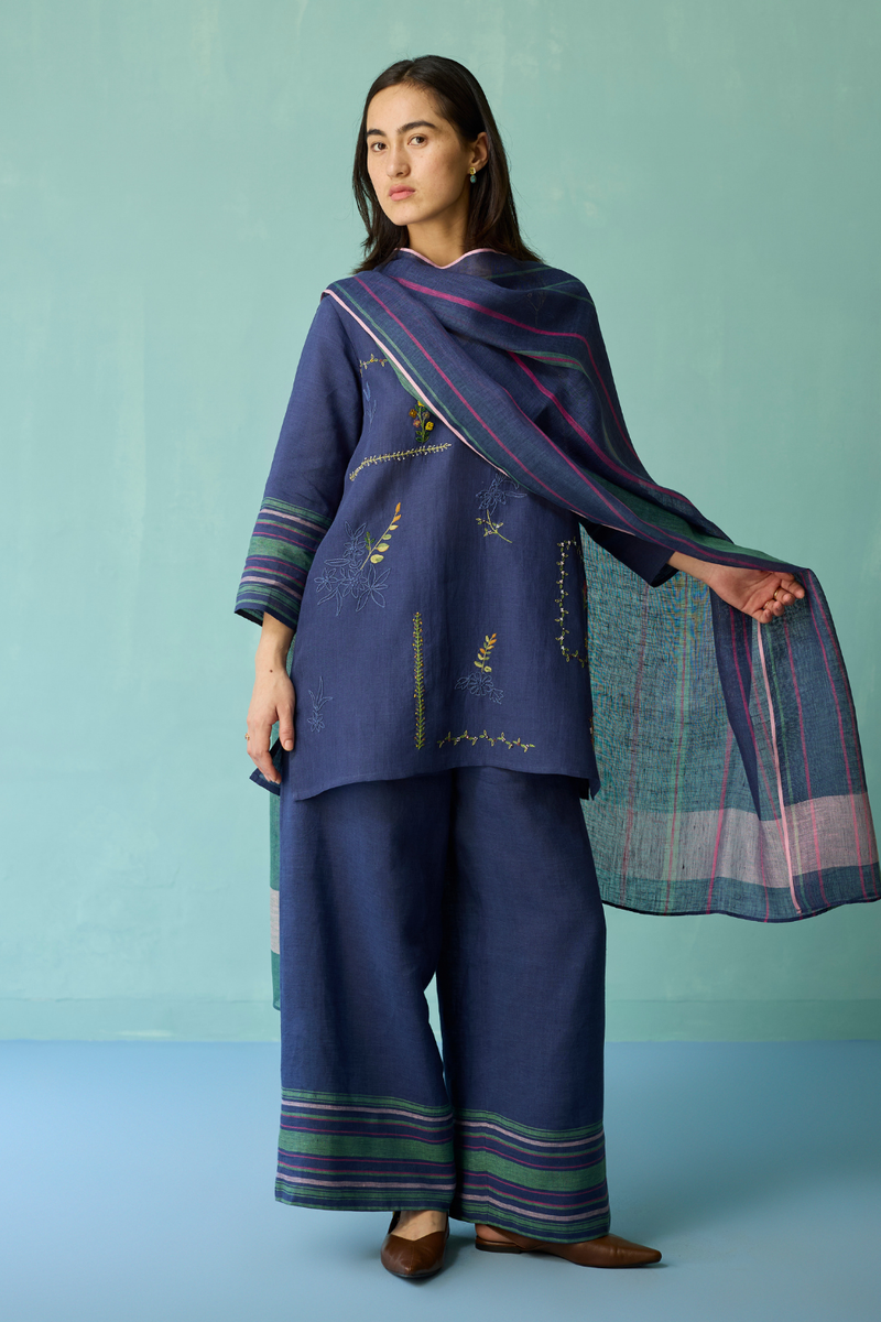 Rava Border Linen Stripe Dupatta - Indigo linen dupatta by Manan in navy for women in Singapore