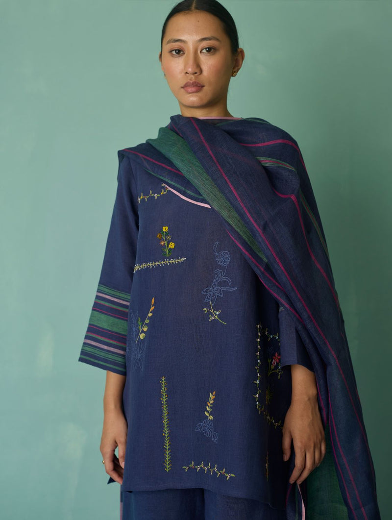 Rava Border Linen Stripe Dupatta - Indigo linen dupatta by Manan in navy for women in Singapore