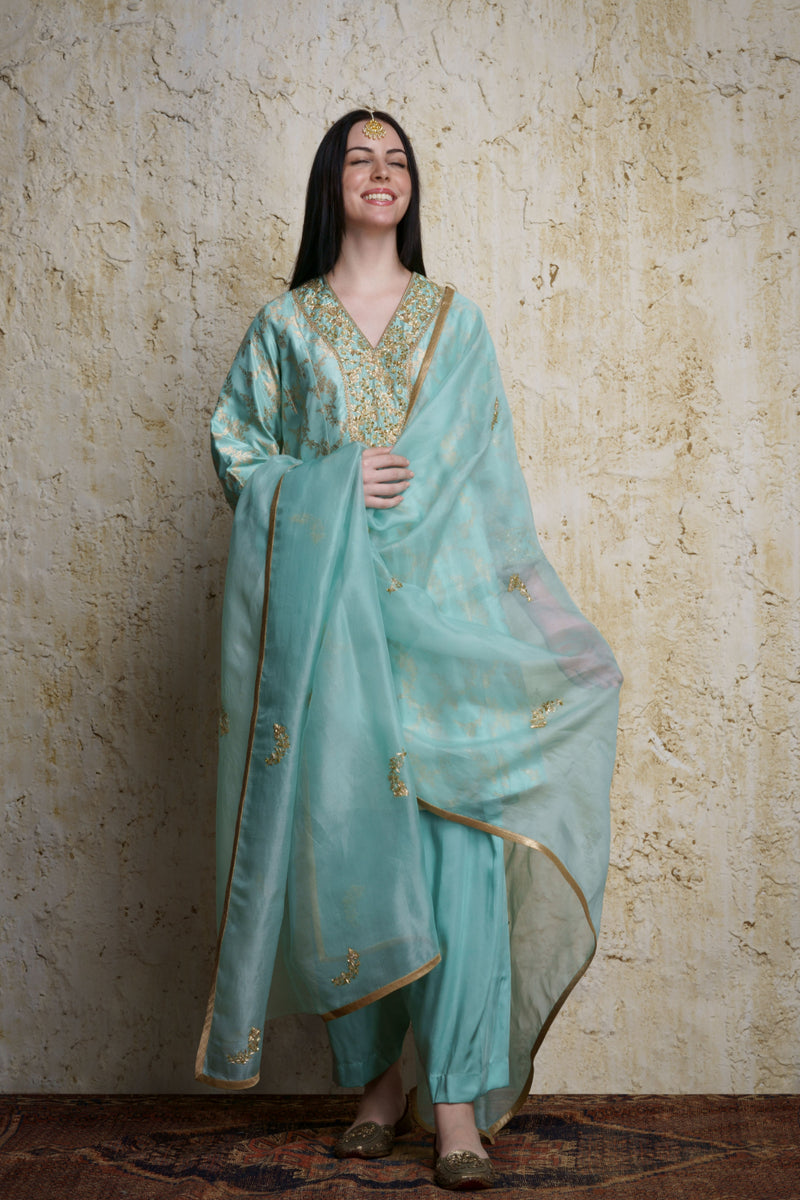 Asmaani aquamarine silk kalidar kurta silk Buy Asmaani aquamarine silk kalidar kurta from C&W | Kurta/Kurta Sets for Women by Mallika Mathur in blue color for women in Singapore