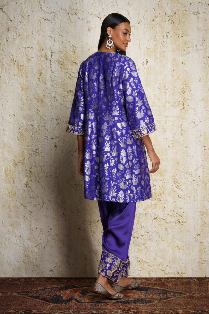 Shira Anarkali-Purple silk Buy Shira Anarkali-Purple from C&W | Kurta/Kurta Sets for Women by Mallika Mathur in purple color for women in Singapore