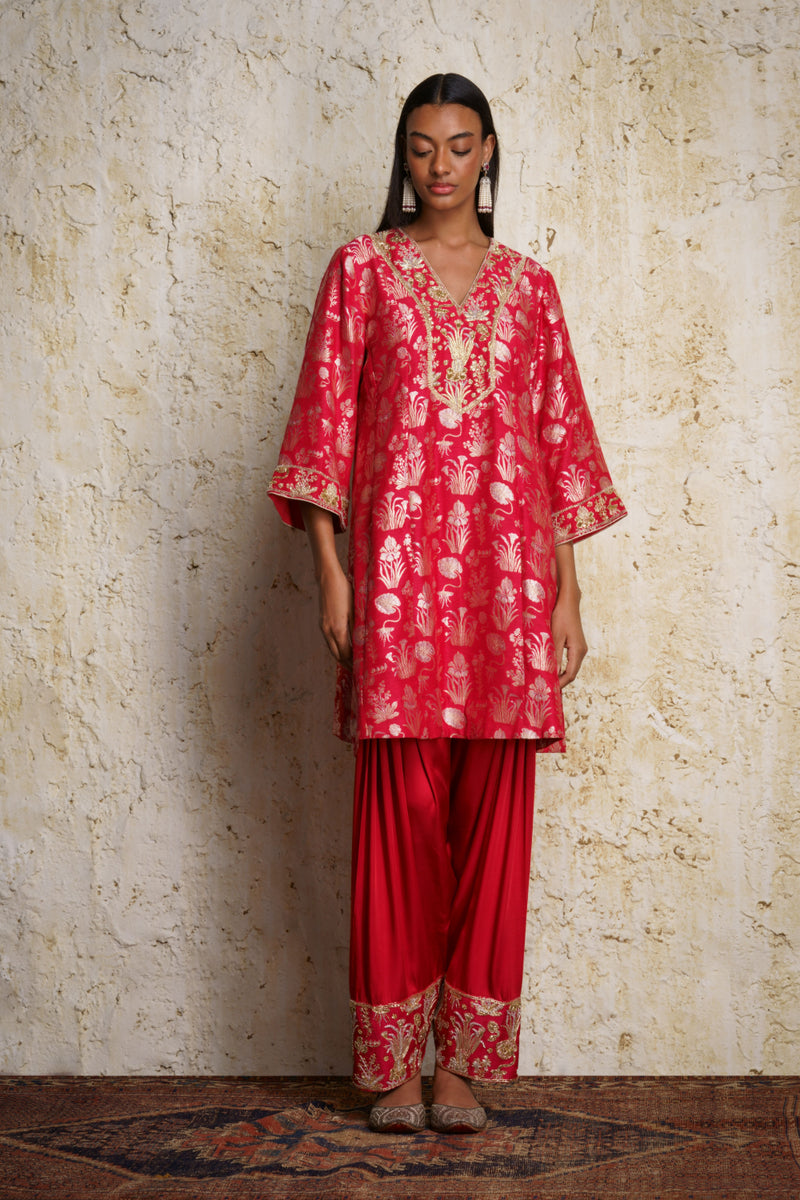 Shira Anarkali-Red silk Buy Shira Anarkali-Red from C&W | Kurta/Kurta Sets for Women by Mallika Mathur in red color for women in Singapore