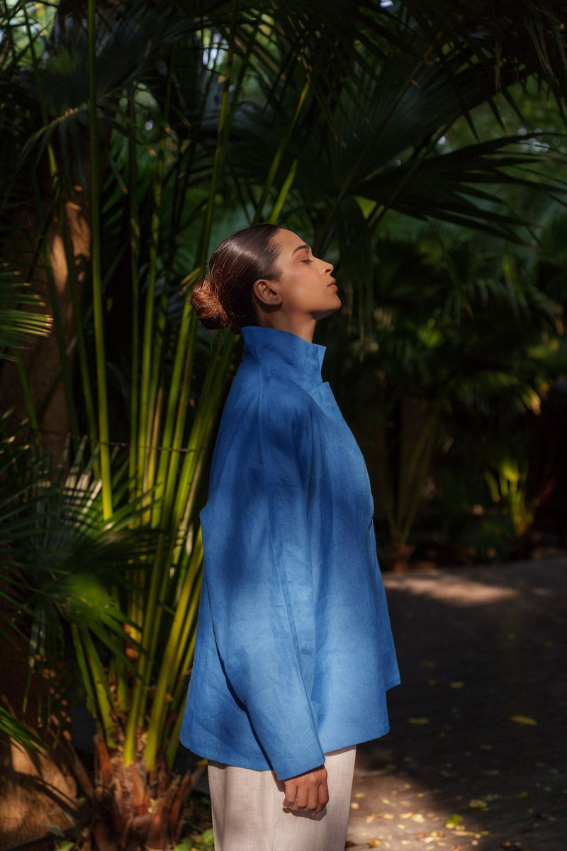 Ocean breeze Azzure-Shirt linen by Zanzibar Living in blue for women in Singapore