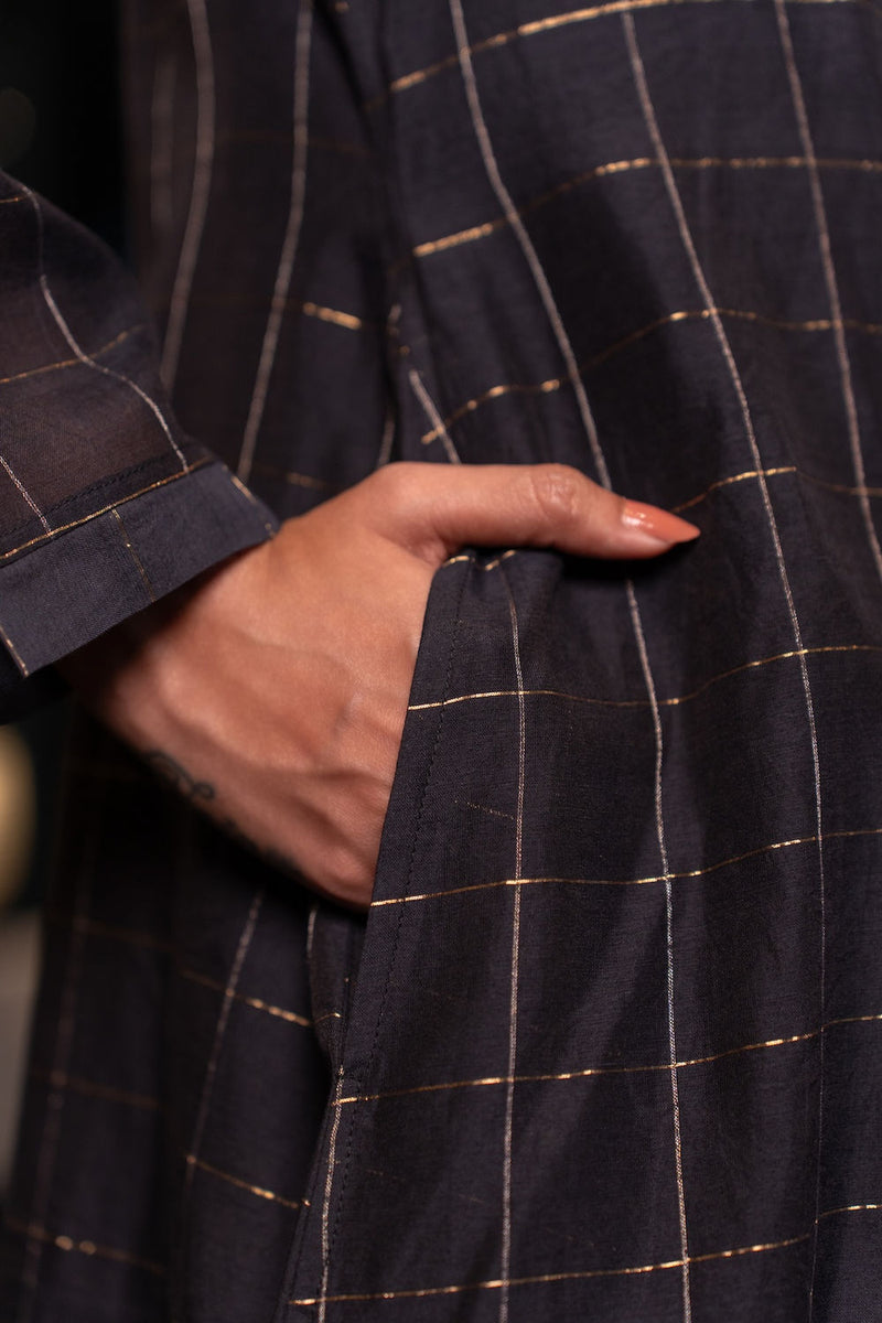 Kuro Chanderi Cape linen by Zanzibar Living in black, gold for women in Singapore