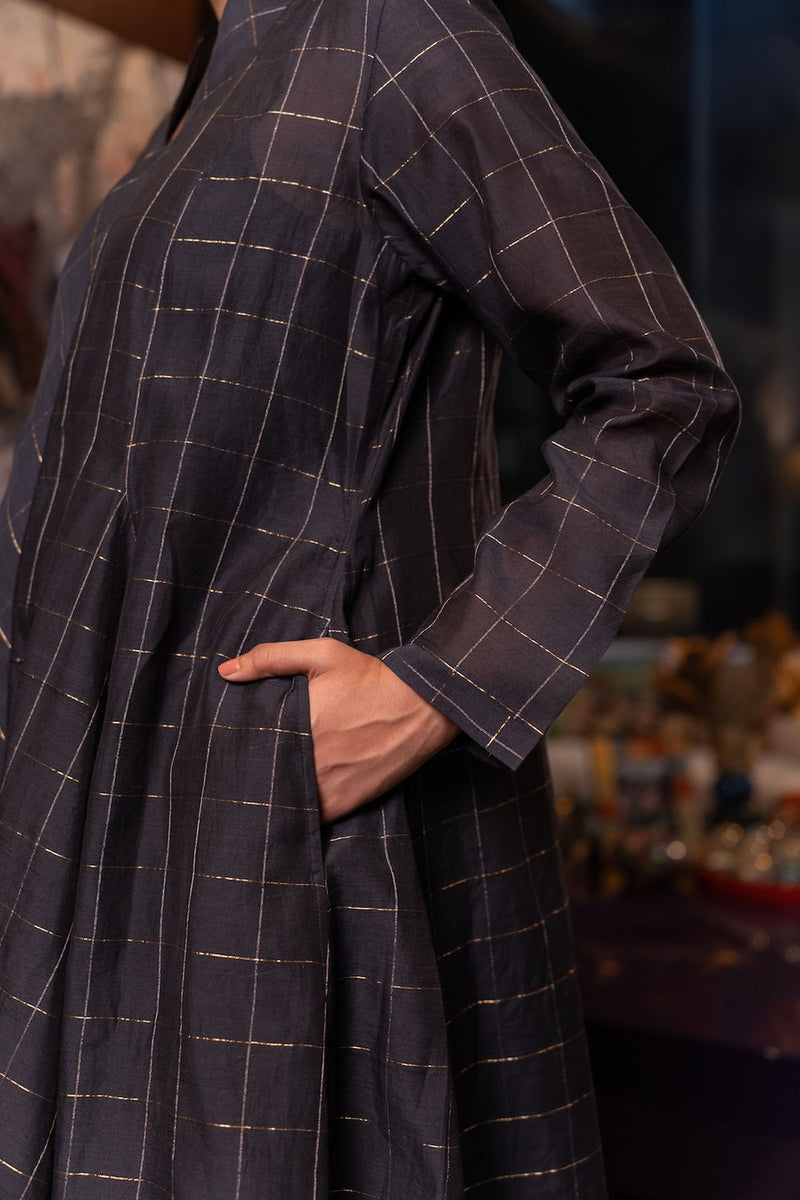 Kuro Chanderi Cape linen by Zanzibar Living in black, gold for women in Singapore