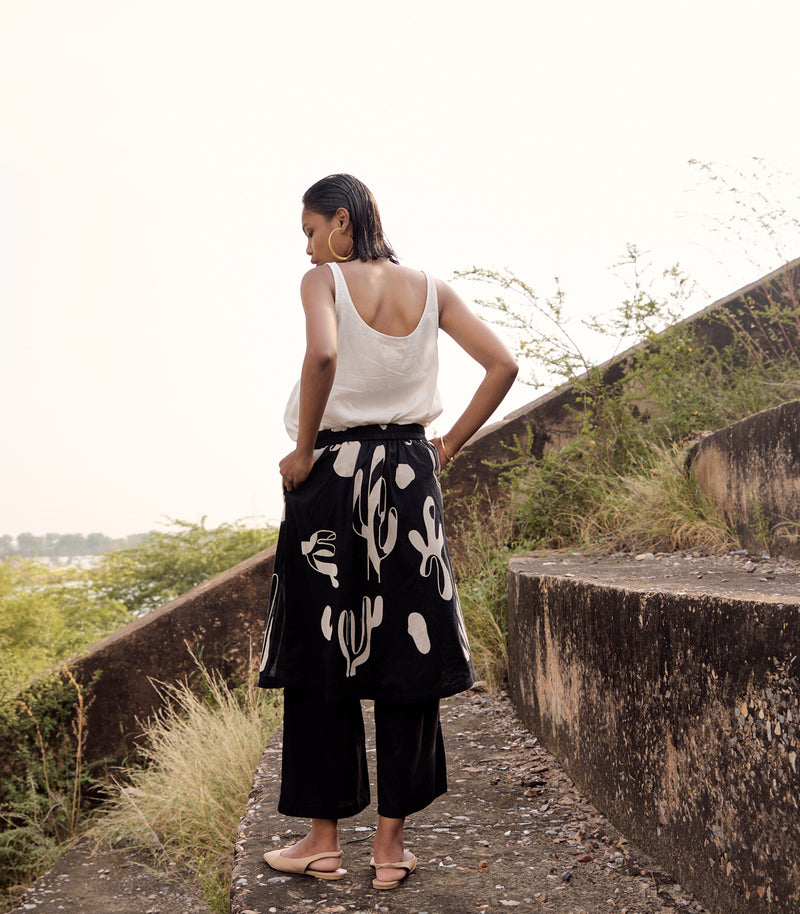 Zura skirt trouser cotton by Khara Kapas in black for women in Singapore