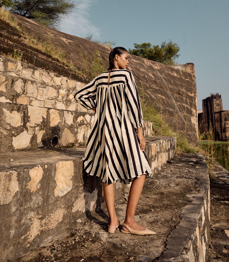Emu dress cotton by Khara Kapas in black for women in Singapore