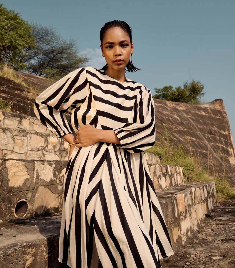 Emu dress cotton by Khara Kapas in black for women in Singapore