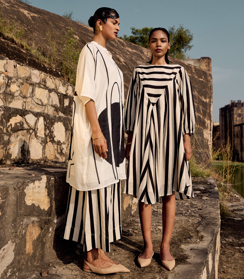 Emu dress cotton by Khara Kapas in black for women in Singapore